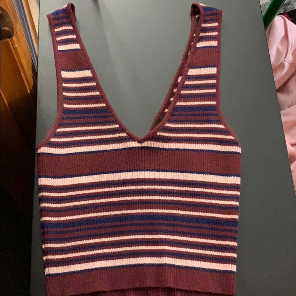 Striped crop top sweater material